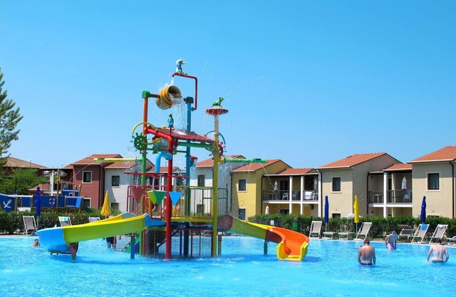 Beautiful apartment for 6 people with pool, A/C, WIFI, TV and terrace