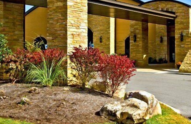 Beautiful 1 bedroom unit at resort, sleeps 4