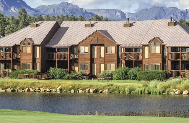 Beautiful 1 bedroom unit at resort, sleeps 4