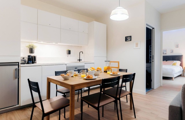 Beautiful 2 bedroom apartment, Beauvoir