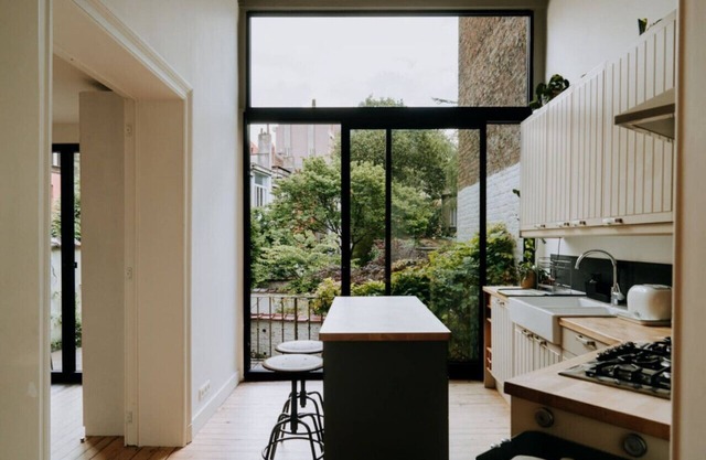 Beautiful 2 bedroom duplex in le Châtelain