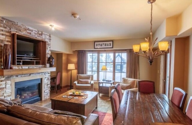 Beautiful 2 BR Condo with Fireplace