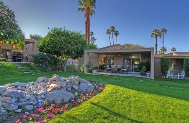 Beautiful 2bd/2ba Villa in Ironwood Country Club with social membership
