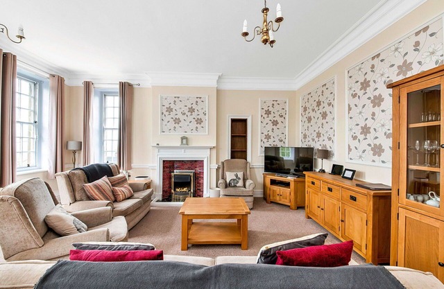Beautiful apartment for 6 people with hot tub, WIFI, pool and terrace