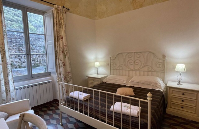 Beautiful apartment for 4 people with WIFI, TV, pets allowed and parking
