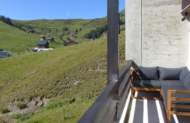 Beautiful apartment for 10 guests with WIFI, TV, balcony and panoramic view