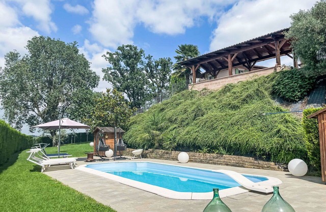 Beautiful apartment for 4 people with A/C, pool, WIFI, terrace, pets allowed and panoramic view