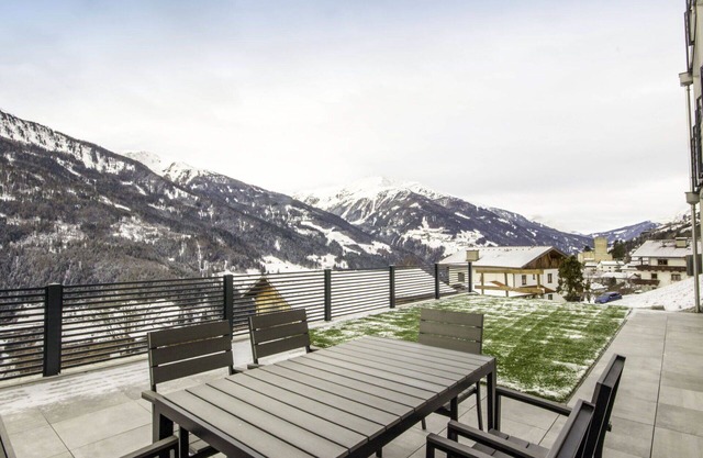 Beautiful apartment for 5 people with WIFI, TV and parking