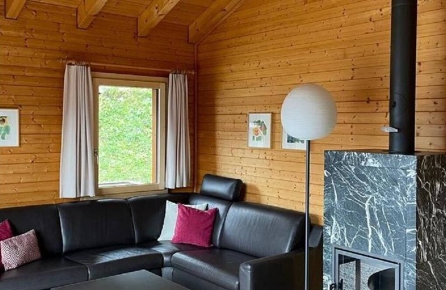 Beautiful apartment for 6 guests with WIFI, TV and balcony