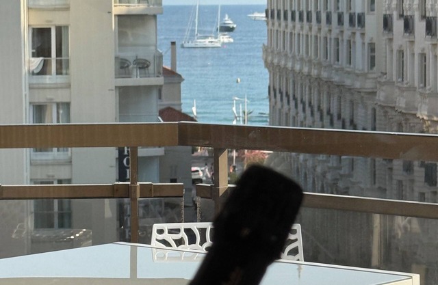 Beautiful apartment Croisette. Sea view