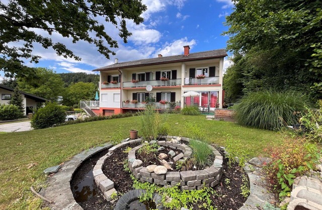 Beautiful apartment for 6 people with WIFI, TV, balcony, pets allowed and parking