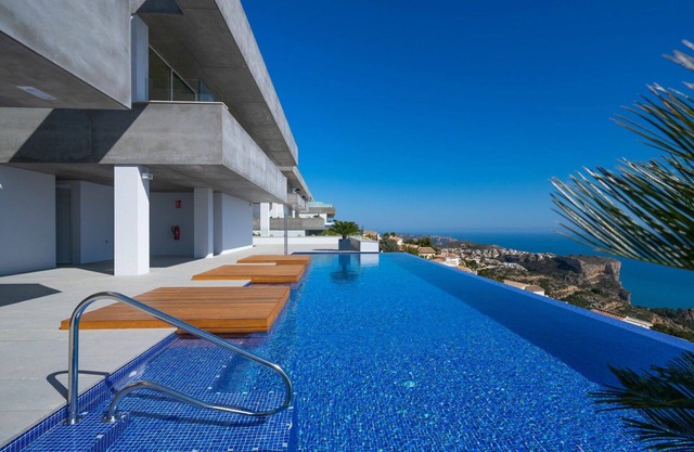Beautiful apartment for 6 guests with pool, WIFI, A/C, TV, terrace and panoramic view