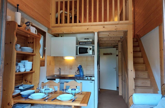 Beautiful apartment for 4 people with TV, balcony and parking