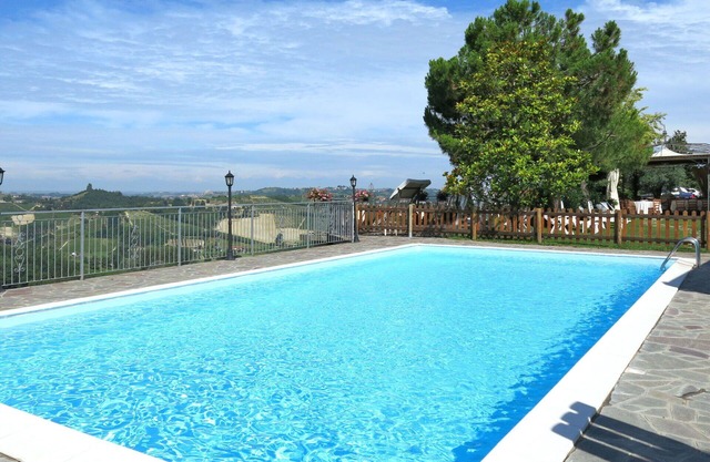 Beautiful apartment for 5 people with pool, A/C, WIFI, TV, terrace, pets allowed and panoramic v.