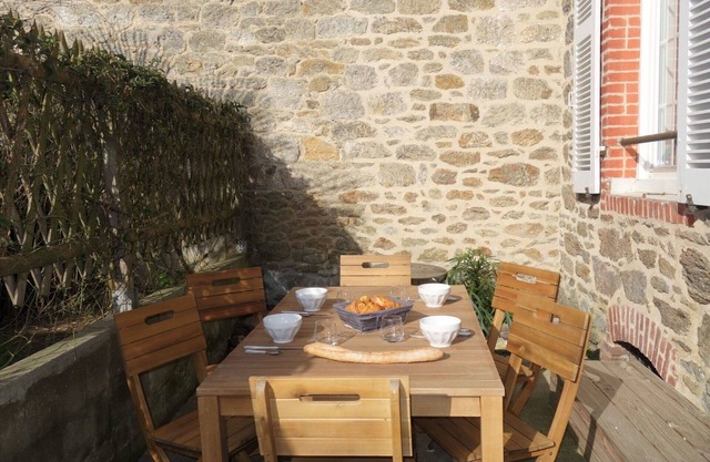 Beautiful apartment for 4 people with WIFI, TV, terrace and parking