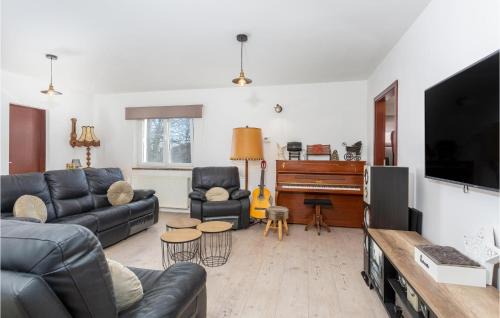 Beautiful Apartment In Kastav With Wifi