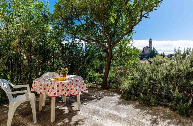 Beautiful apartment for 2 people with terrace and parking