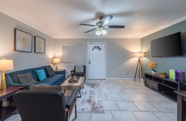 Beautiful Apartment at The Botanical Gardens #1