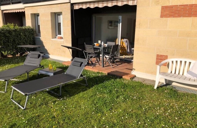 Beautiful Apartment With Garden,l;,k
