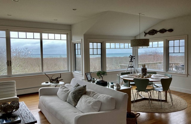 Beautiful Aquinnah Retreat