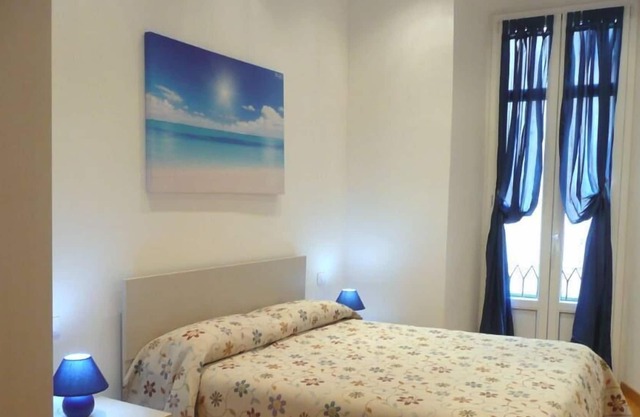 Beautiful bedroom flat in the center 2 minutes walk from Piazza Castello
