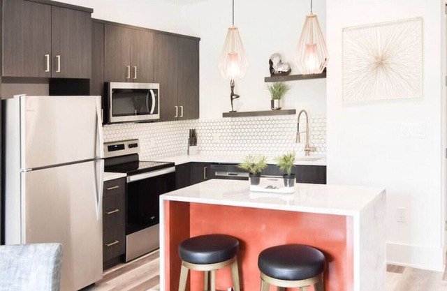 Beautiful Brand New Loft! BEST Location on Bluff!