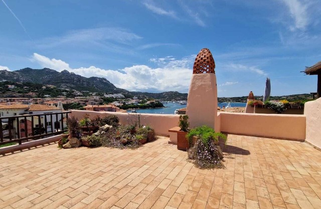 Beautiful, bright apartment with unique terrace directly in Porto Cervo