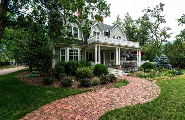 Beautiful Broadmoor Estate located in the Heart of the Broadmoor Neighborhood.