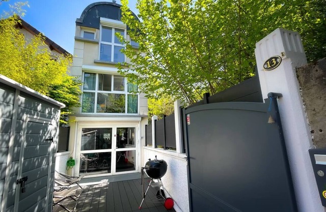Beautiful Cosy House w/Private Patio