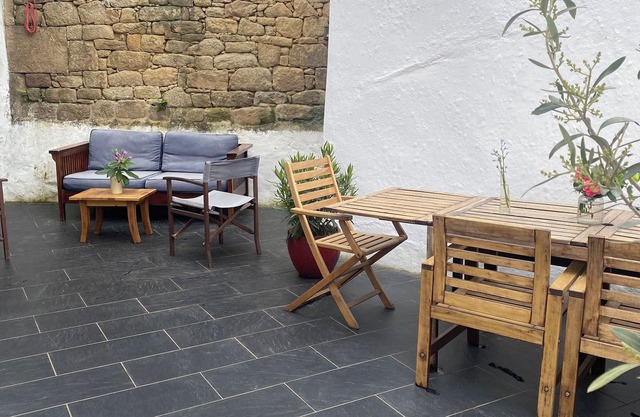 Beautiful captain's house in La Trinité sur Mer center bourg 8 sleeps