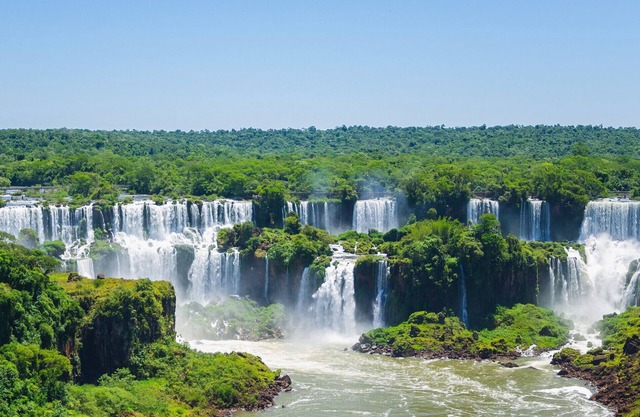 Beautiful cabins at Iguazu Falls with a pool