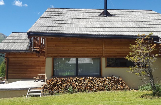 Beautiful chalet to rent in the mountains