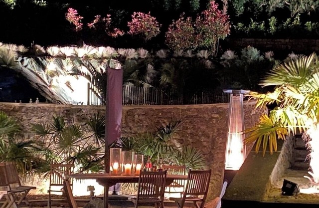Beautiful character villa 300 metres from the beach