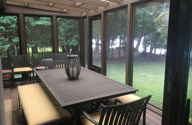 Beautiful Clark Lake Cottage