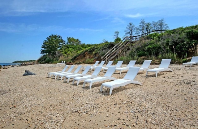 Beautiful condo on the Long Island Sound in a resort