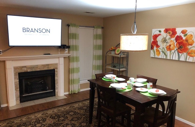 Beautiful Condo on the 16th green! Dog friendly-with approval…Golf discounts!