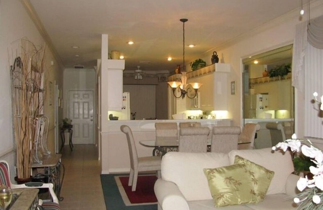 BEAUTIFUL Country Creek Golf Villa (SEASONAL RENTAL)