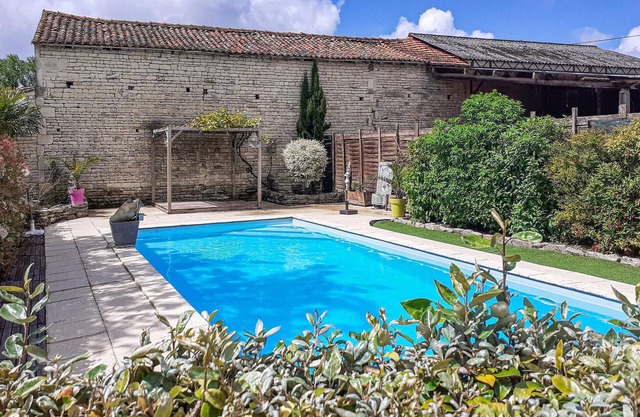 Beautiful home in Fontenille St.Martin