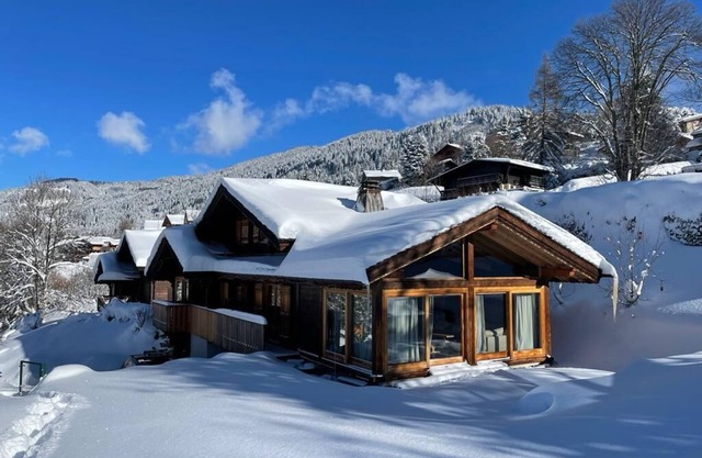 Beautiful 5-bed chalet in Les Carroz d'Araches