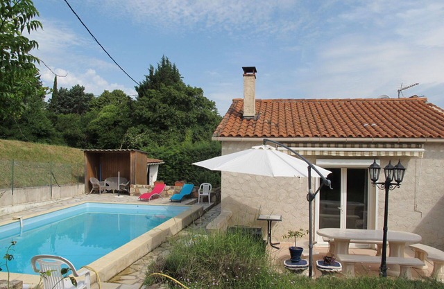 Beautiful private villa for 6 people with private pool, WIFI, TV, terrace and parking