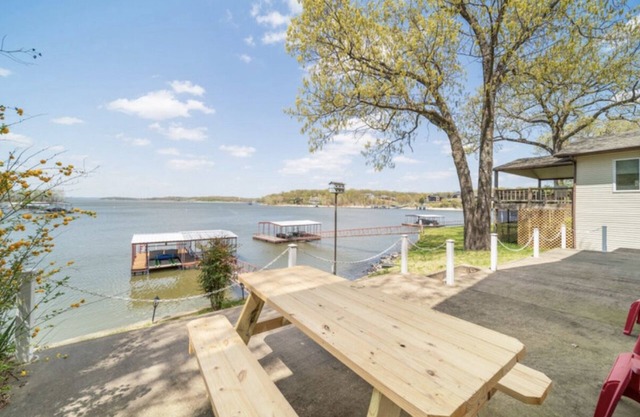 Beautiful Grand Lake House with private dock and big views!