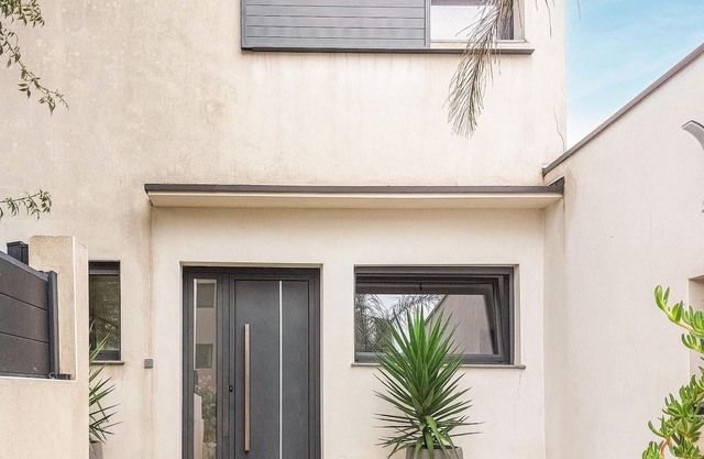 Beautiful, high quality vacation home with private outdoor pool and garden.