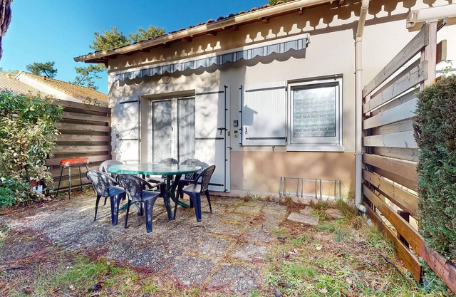 Beautiful home in Ronce-les-Bains