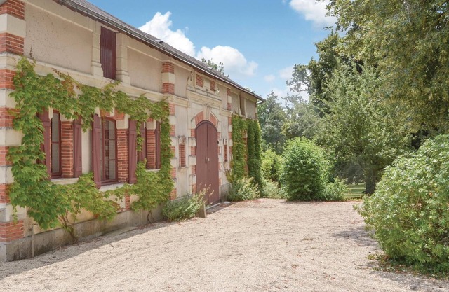 Beautiful home in Bouére