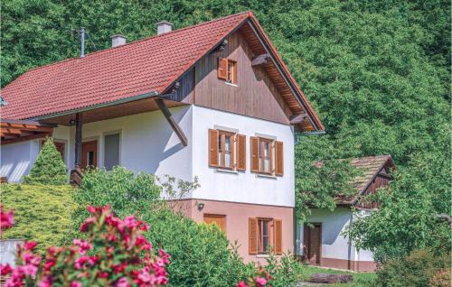 Beautiful Home In Gaas With Wifi