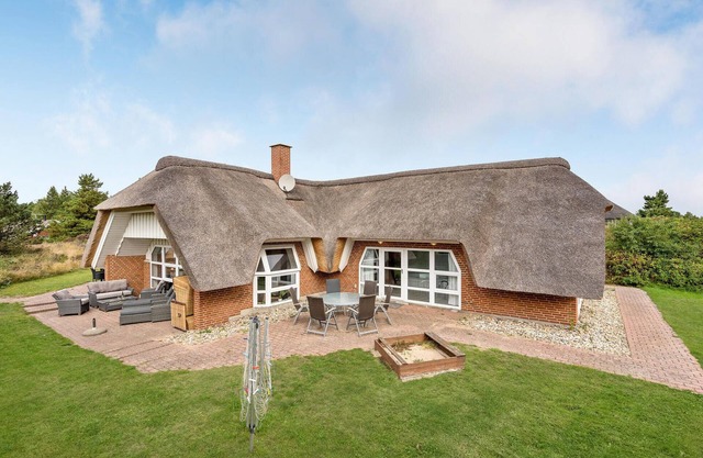 Beautiful home in Rømø with sauna