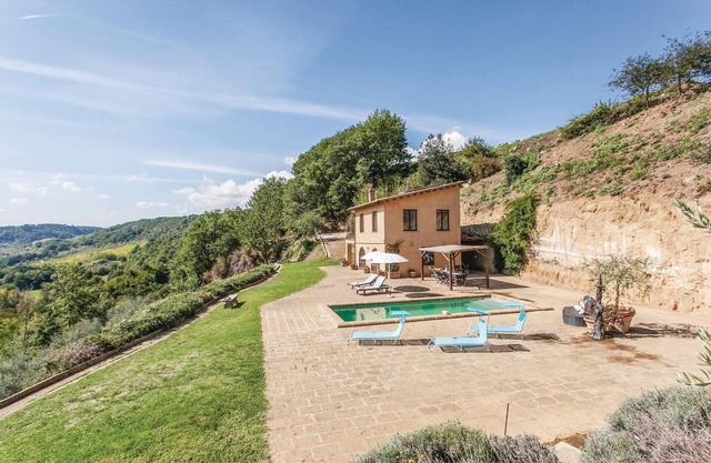 Beautiful home in Castiglione T. VT
