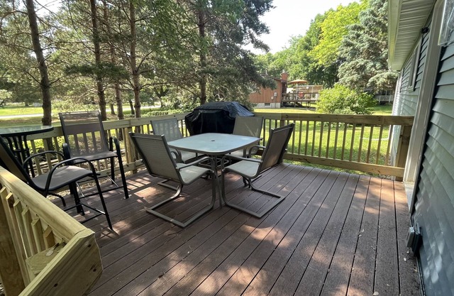 Beautiful home on Clear Lake, just minutes from downtown and Surf District!