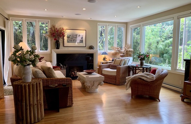 Beautiful Home w/Lush Gardens