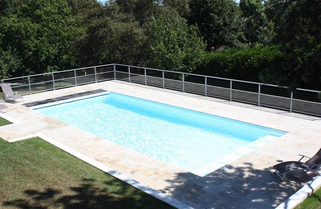 Beautiful house with pool and large garden